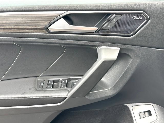 Used 2023 Volkswagen Tiguan SEL R-Line AWD/4WD image 31