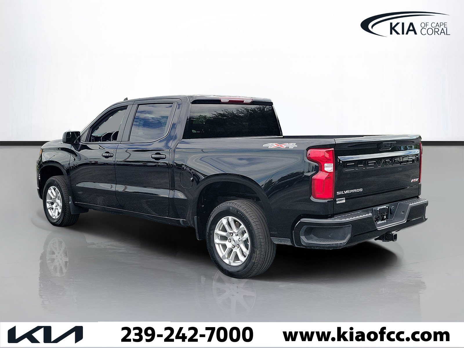 Used 2026 Chevrolet Silverado 1500 RST AWD/4WD image 4