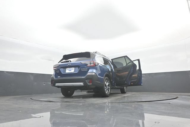Used 2022 Subaru Outback Touring XT AWD/4WD image 44