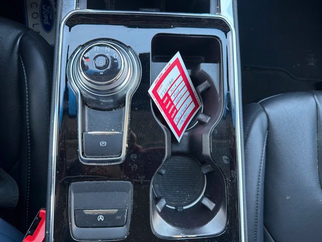 Used 2019 Ford Edge Titanium w/ Cold Weather Package AWD/4WD image 30
