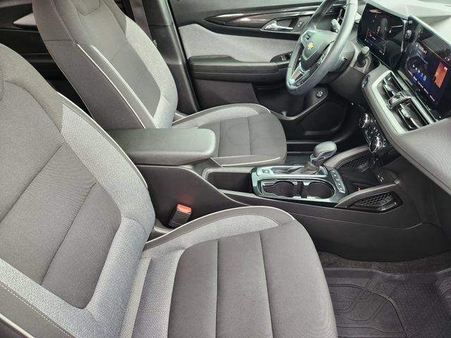 Used 2026 Chevrolet TrailBlazer LT w/ Convenience Package FWD image 19