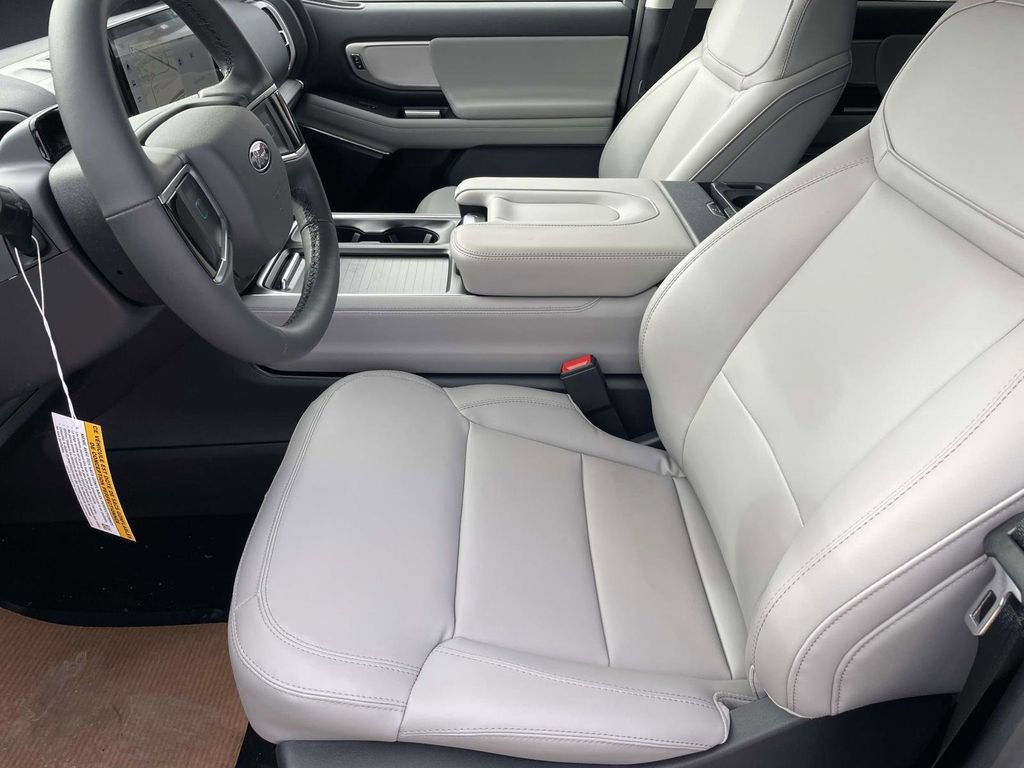 New 2026 Ford Expedition Active RWD image 13