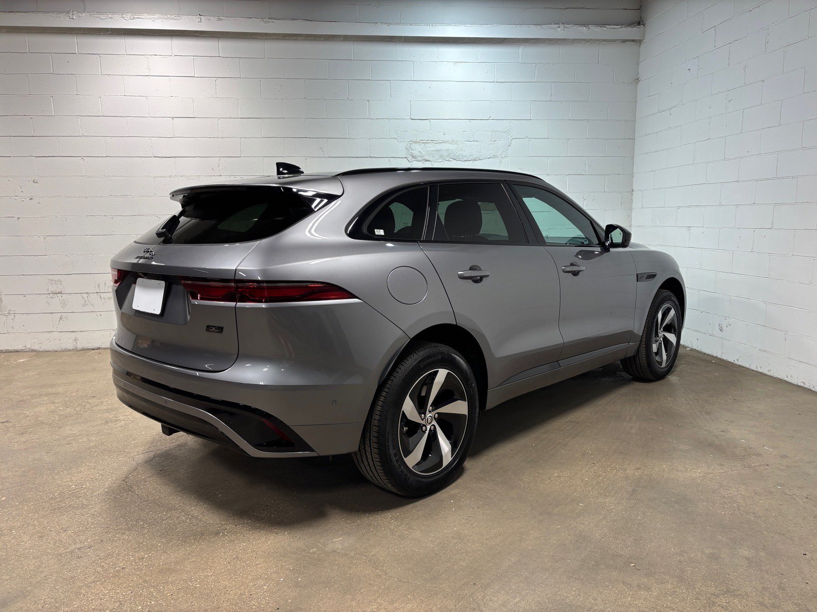 New 2026 Jaguar F-PACE R-Dynamic S AWD/4WD image 6