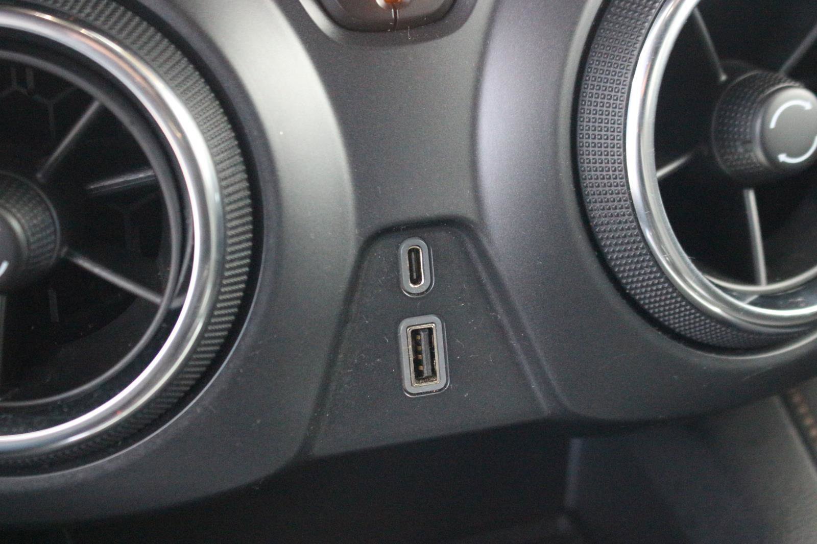 Used 2019 Chevrolet Blazer Premier image 30