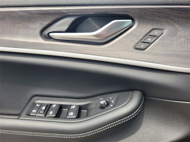 New 2025 Jeep Grand Cherokee Limited image 21