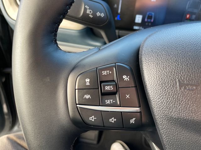 Used 2025 Ford Maverick Lariat w/ 4K Tow Package image 29