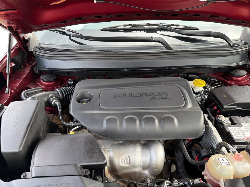 Used 2019 Jeep Cherokee Latitude Plus FWD image 12