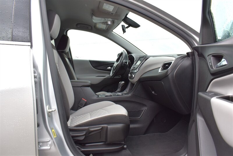 Used 2019 Chevrolet Equinox LT AWD/4WD image 26