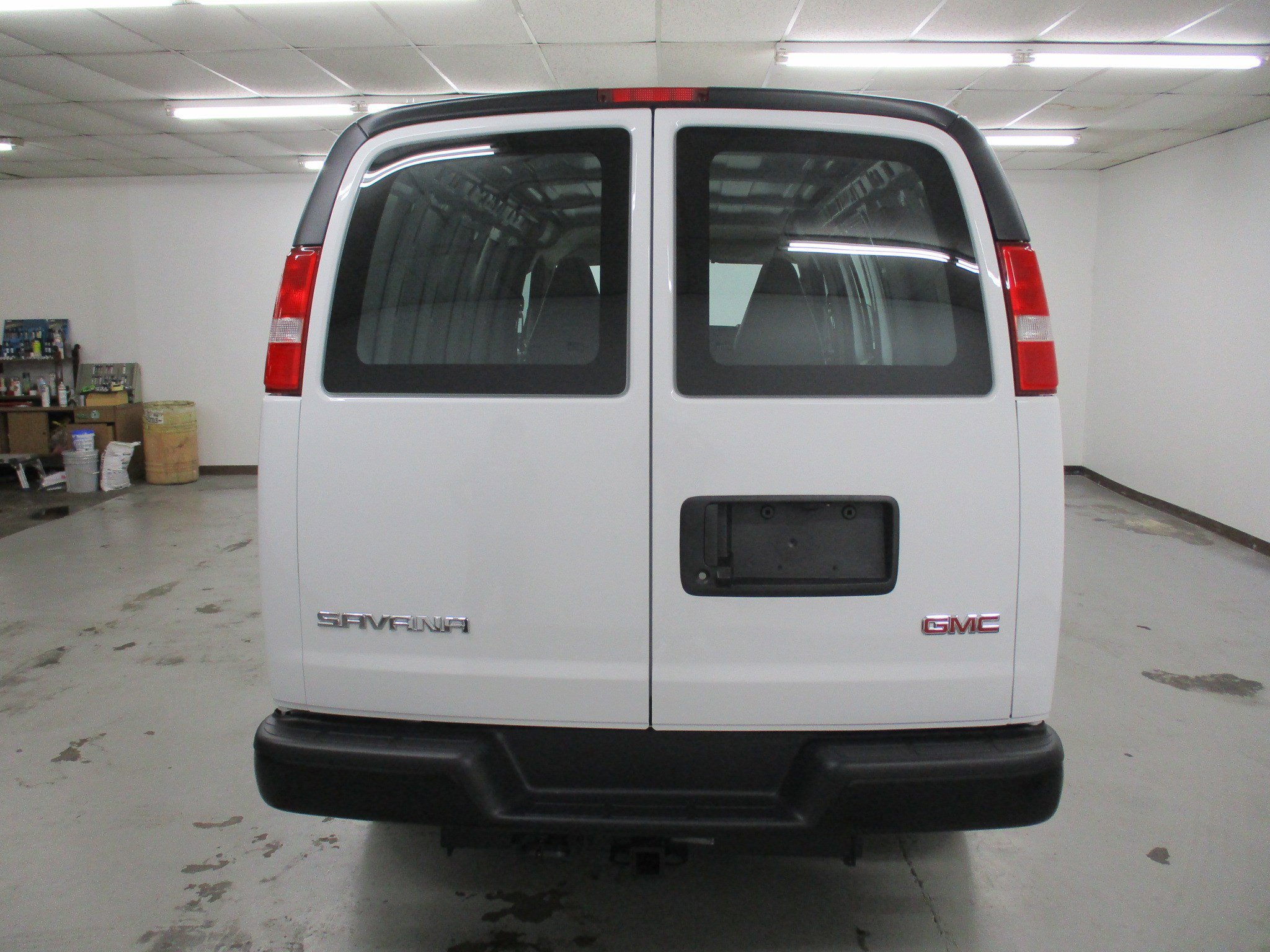 New 2025 GMC Savana 3500 image 4