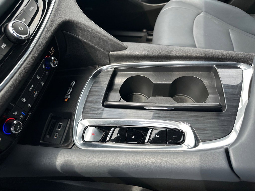 Certified 2024 Buick Enclave Premium image 16
