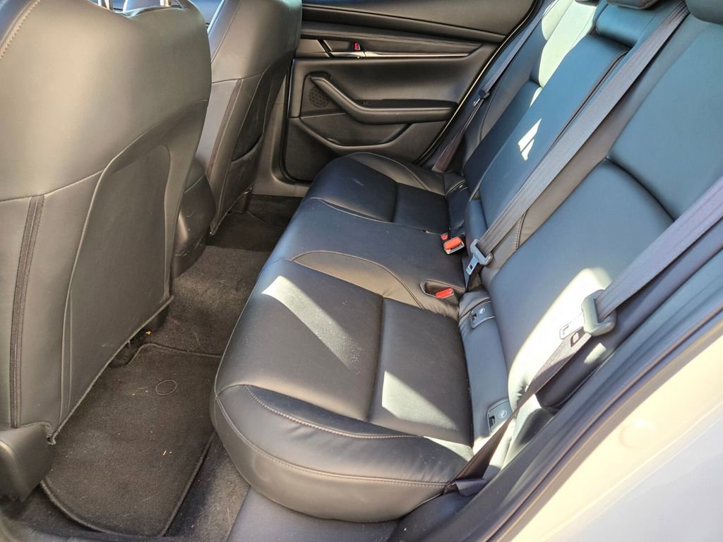 Used 2021 MAZDA MAZDA3 s image 8