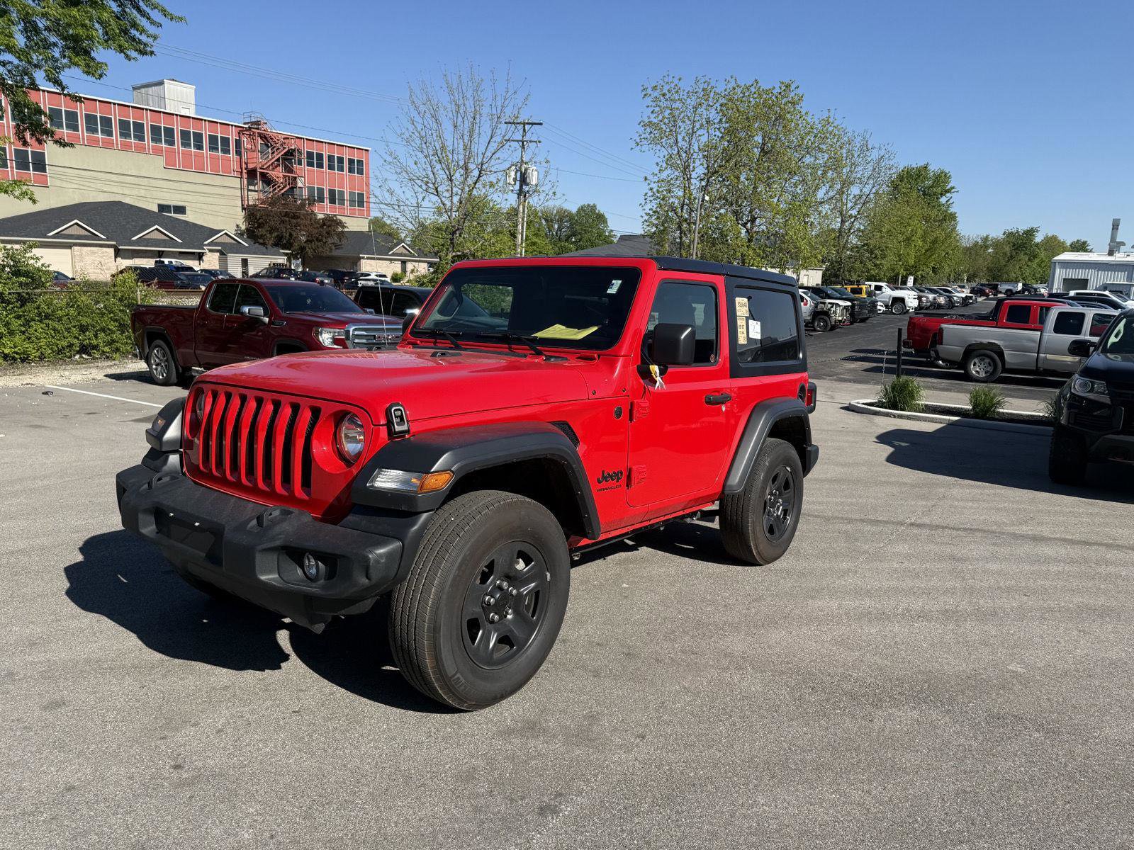 Used 2023 Jeep Wrangler Sport AWD/4WD image 7