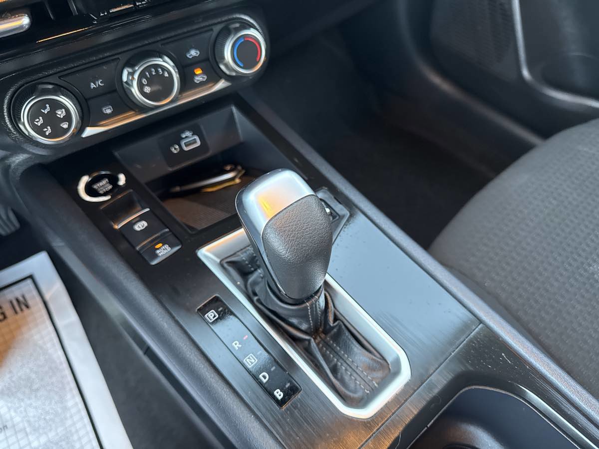 Used 2025 Nissan Kicks S w/ Charging Package FWD image 34