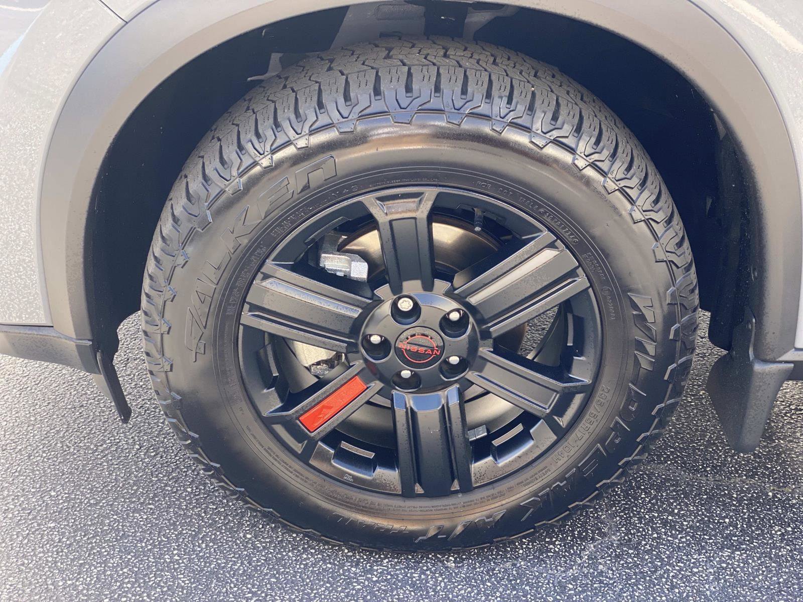 Used 2025 Nissan Rogue SV image 13