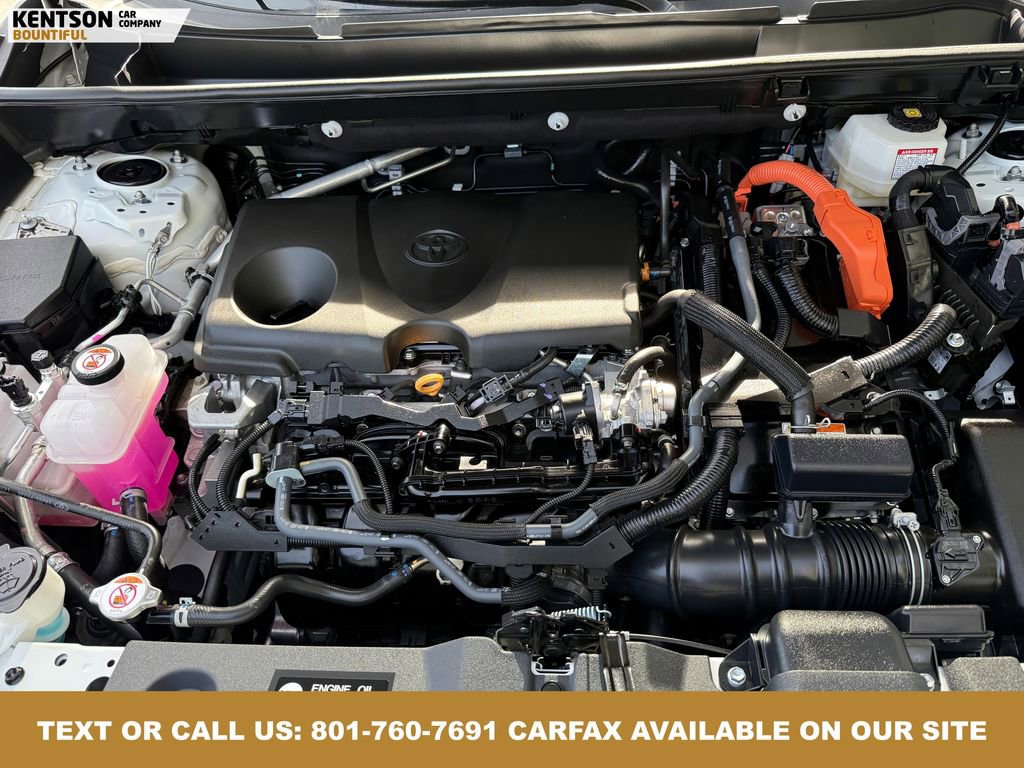 Used 2024 Toyota RAV4 LE image 40