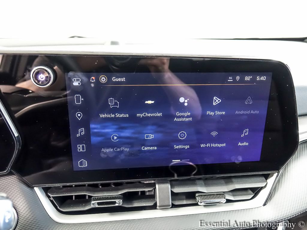 New 2026 Chevrolet Equinox LT w/ Safety and Technology Package image 13