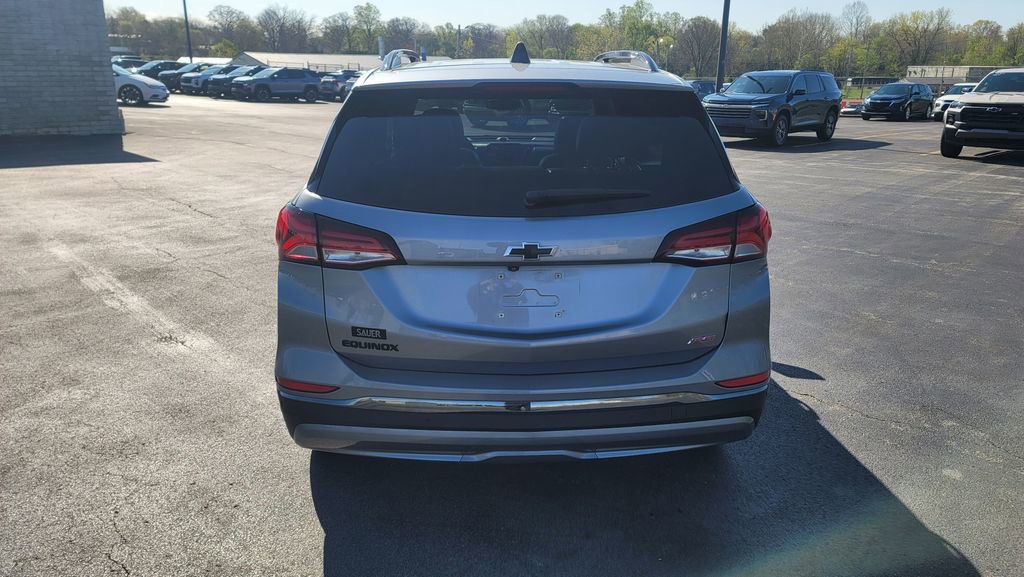 Used 2023 Chevrolet Equinox RS FWD image 10