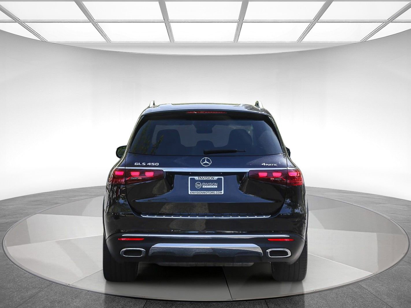 Used 2025 Mercedes-Benz GLS 450 4MATIC image 3