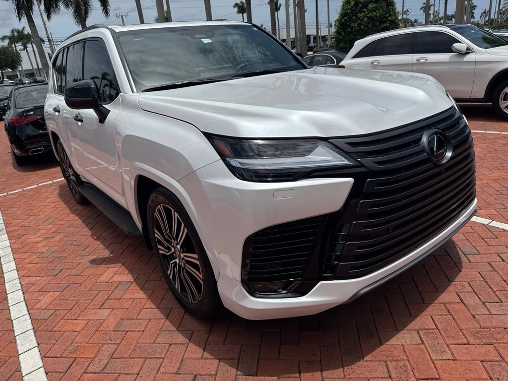 Used 2025 Lexus LX 700h Luxury w/ Appearance Package AWD/4WD image 1