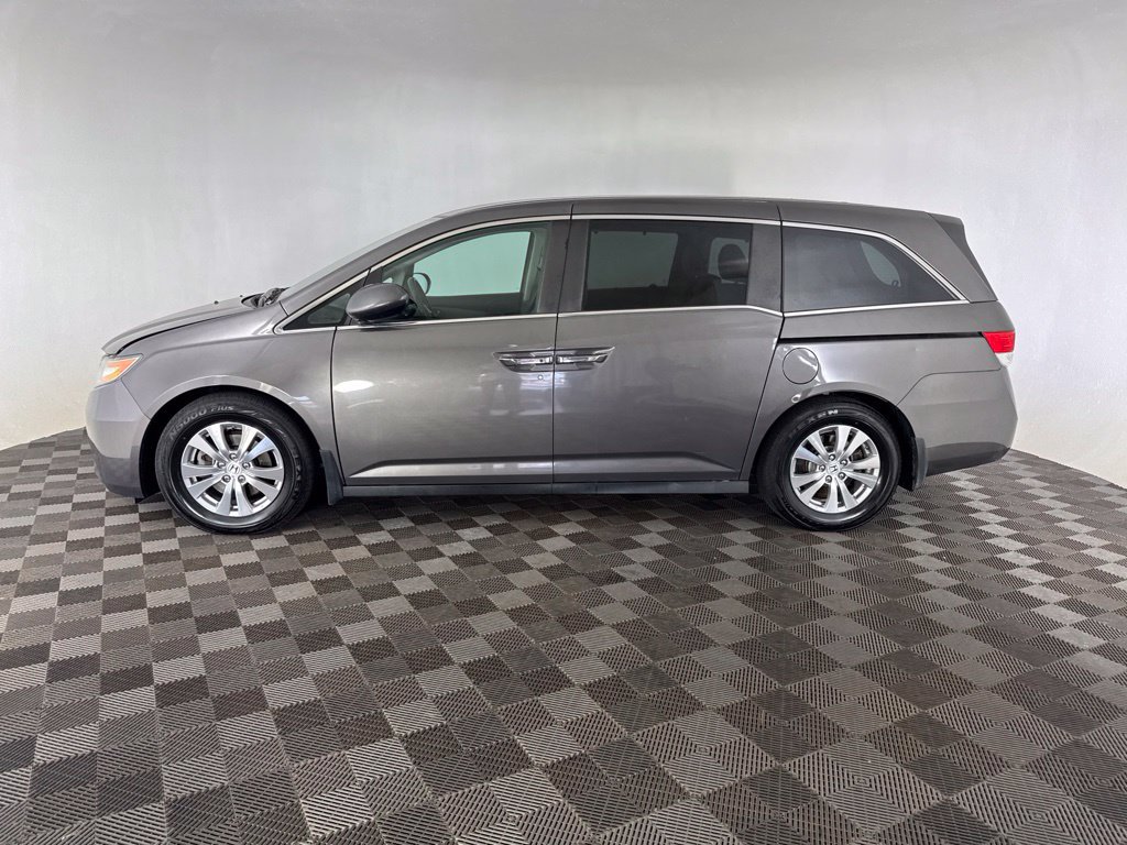 Used 2016 Honda Odyssey SE image 9