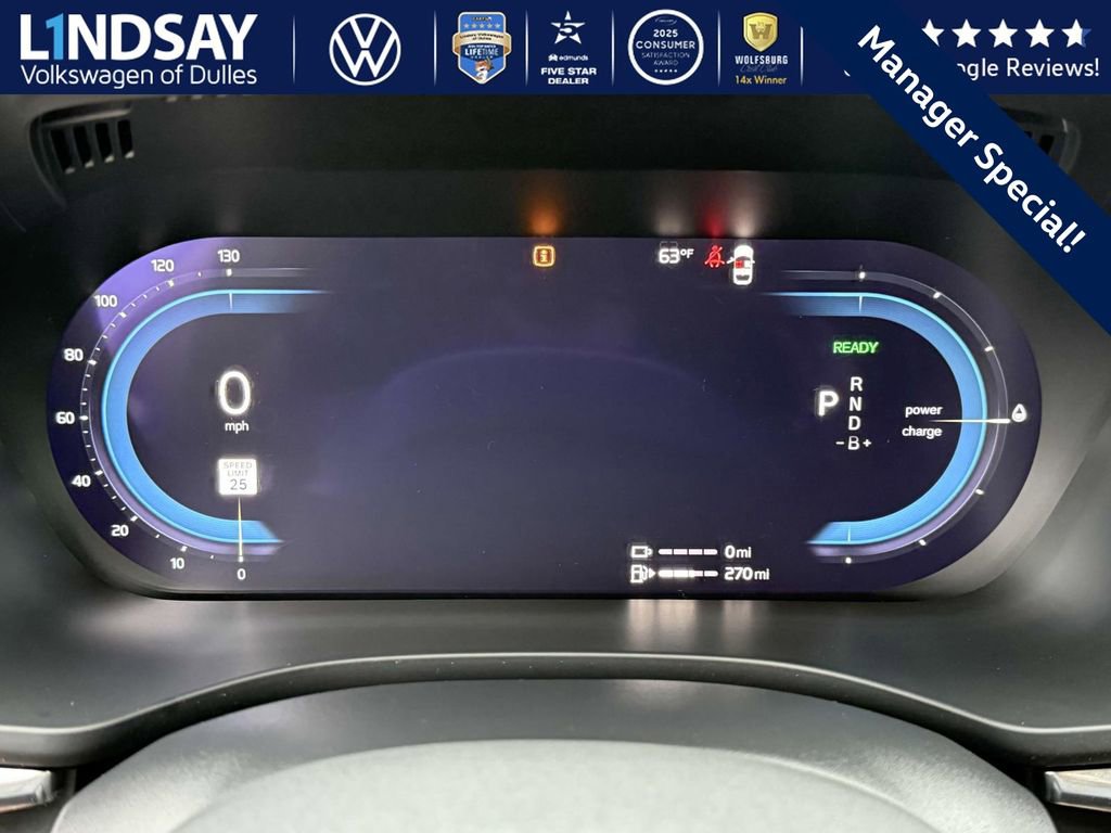 Used 2023 Volvo XC60 T8 Ultimate image 24