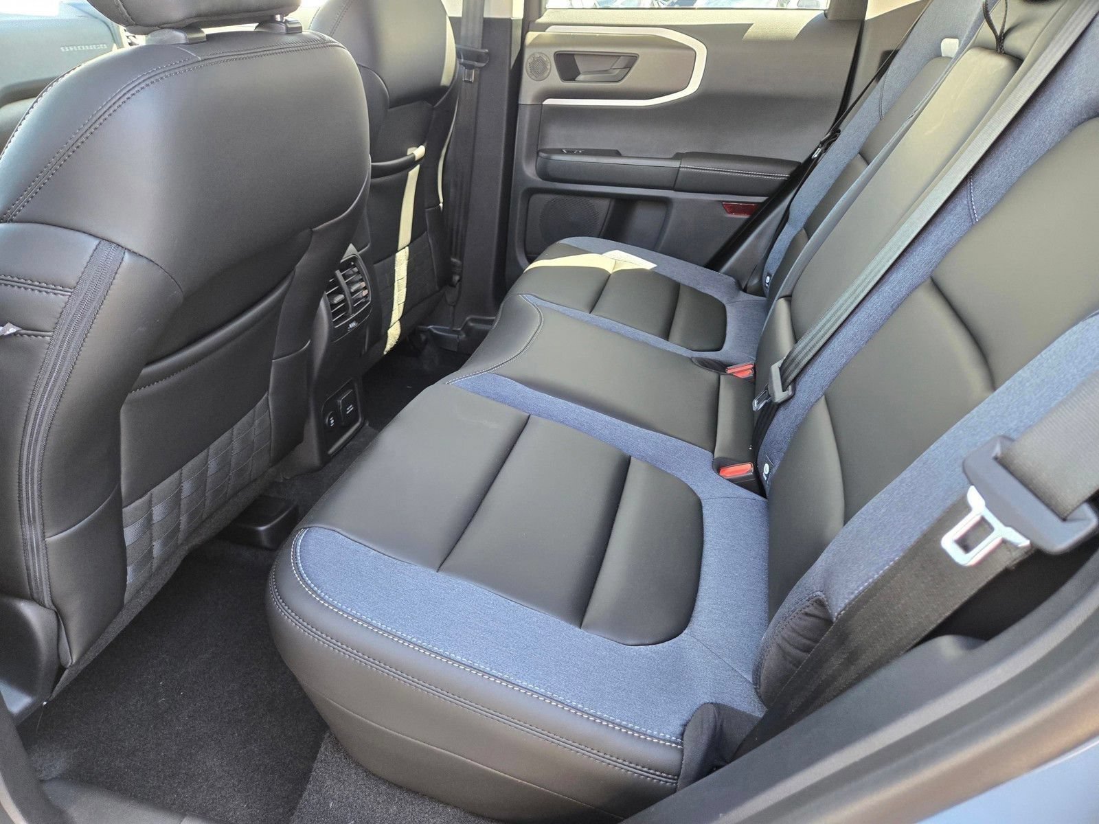 New 2026 Ford Bronco Sport Outer Banks w/ Outer Banks Tech Package+ AWD/4WD image 13