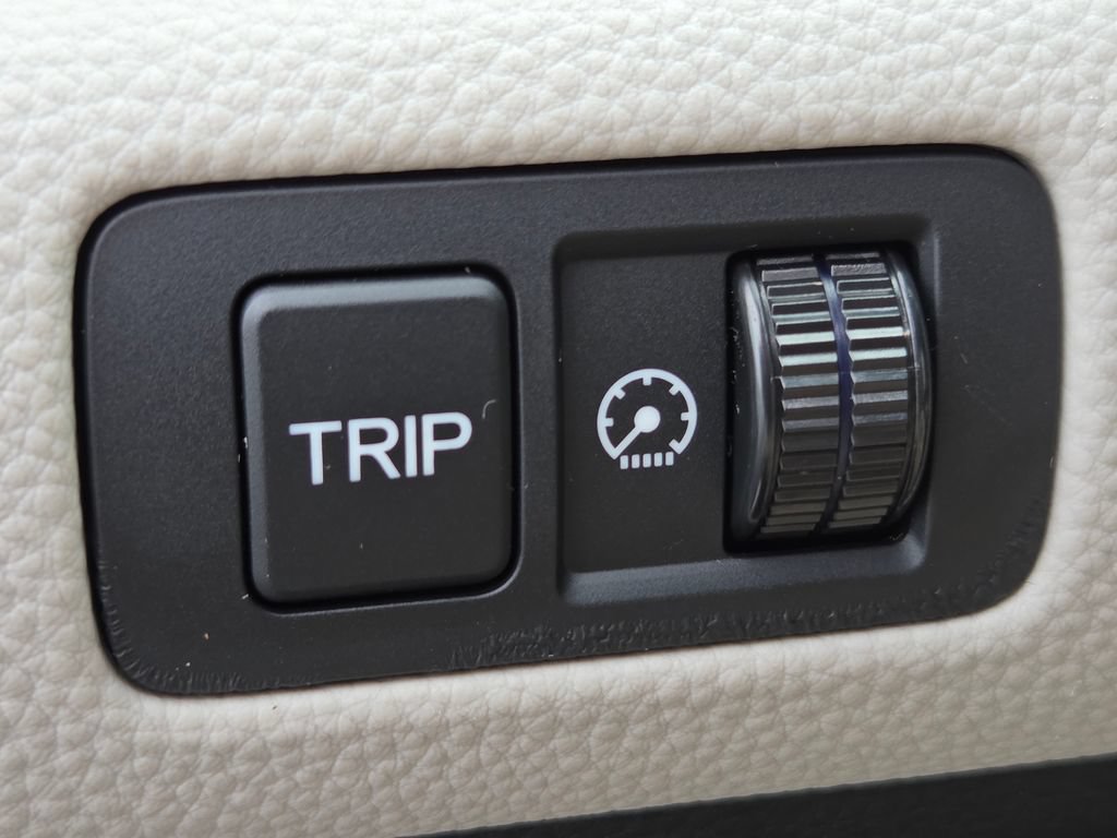 Certified 2018 Honda Accord EX image 15