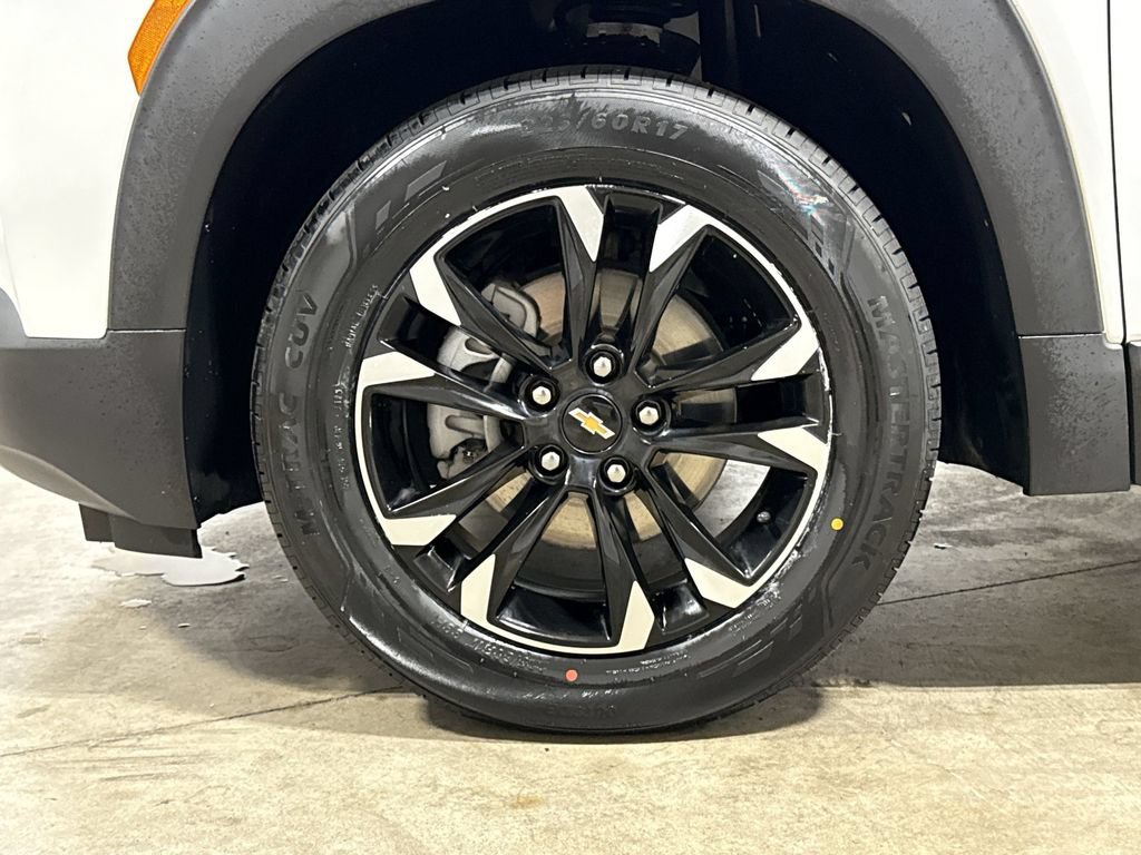 Used 2021 Chevrolet TrailBlazer LT FWD image 26