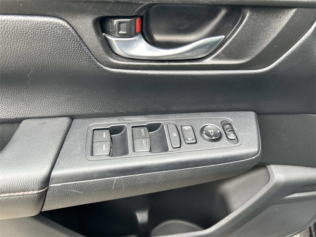 Used 2023 Honda CR-V Sport image 12