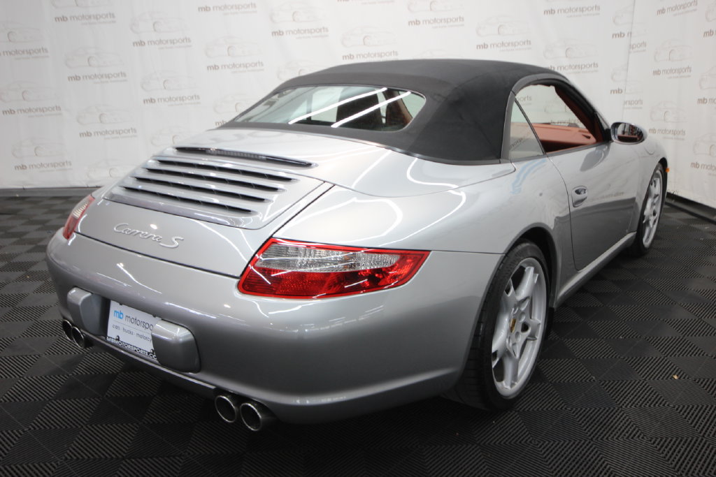 Used 2006 Porsche 911 Carrera S RWD image 6