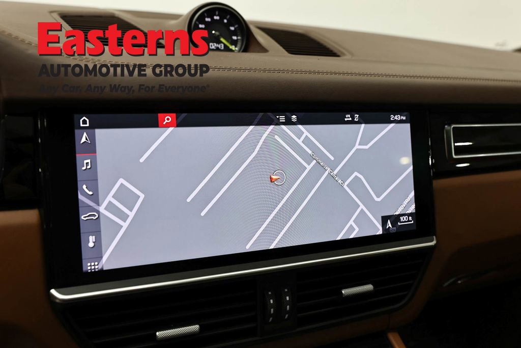Used 2019 Porsche Cayenne E-Hybrid AWD/4WD image 17