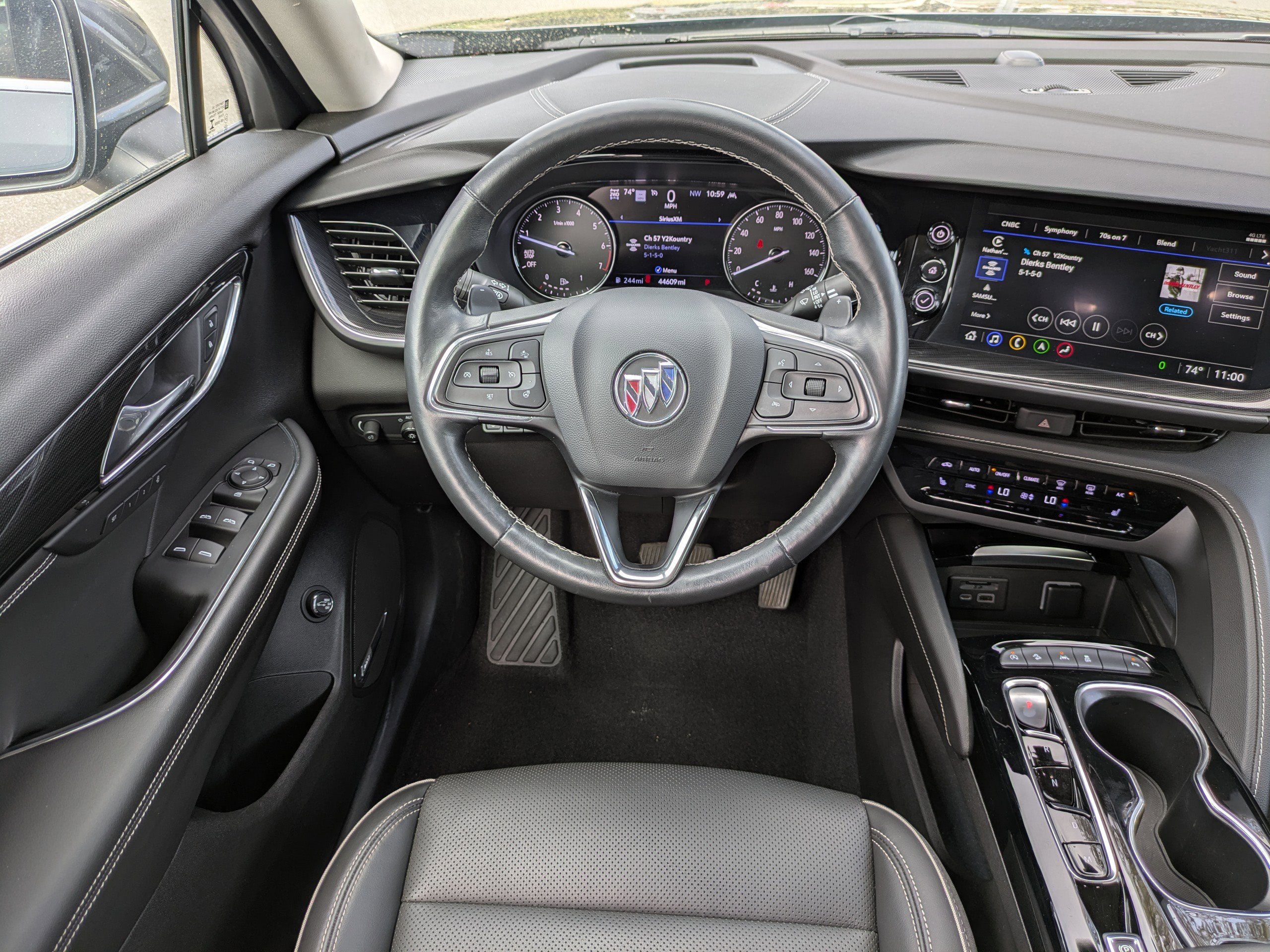 Used 2022 Buick Envision Essence w/ Technology Package I image 18