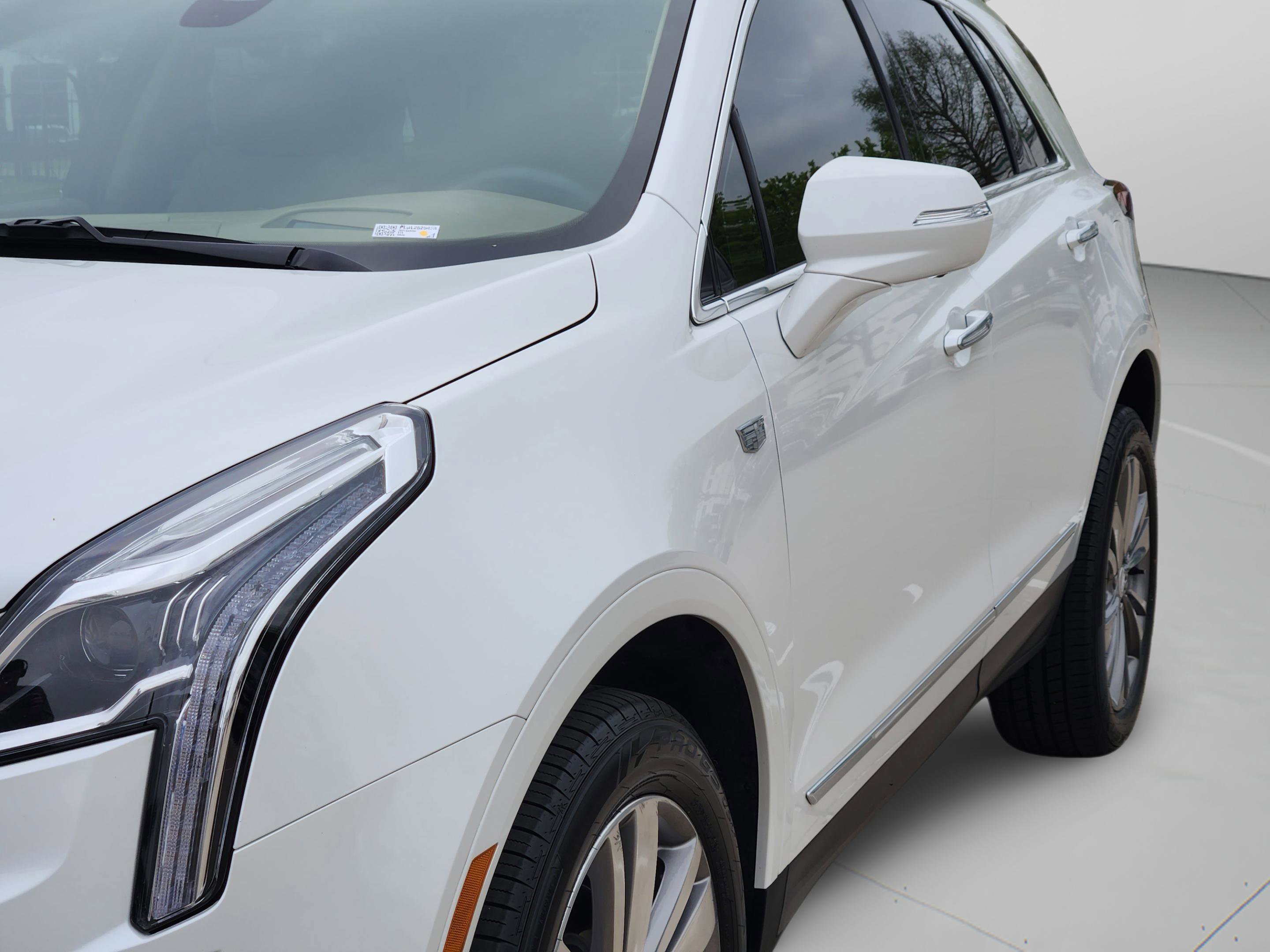 Used 2021 Cadillac XT5 Premium Luxury w/ Platinum Package image 9