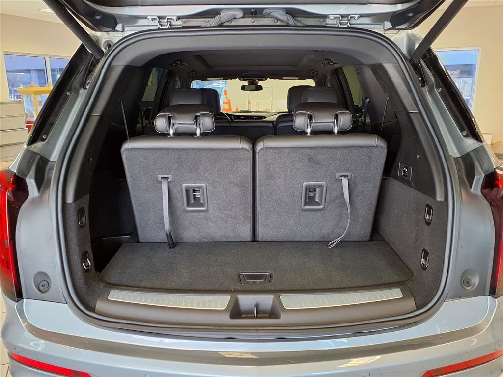 Certified 2024 Cadillac XT6 Luxury image 17