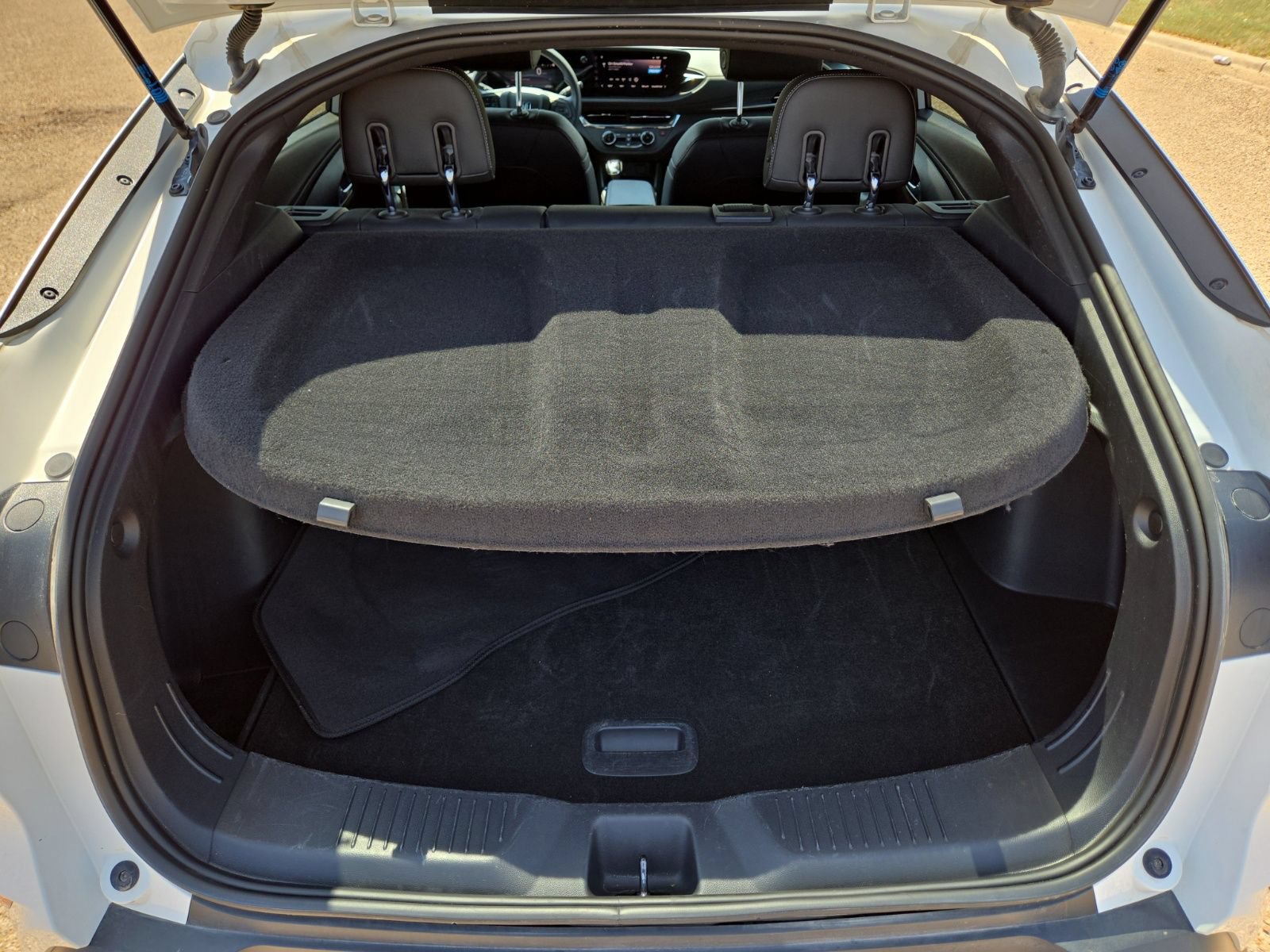 Used 2025 Buick Envista Sport Touring FWD image 13