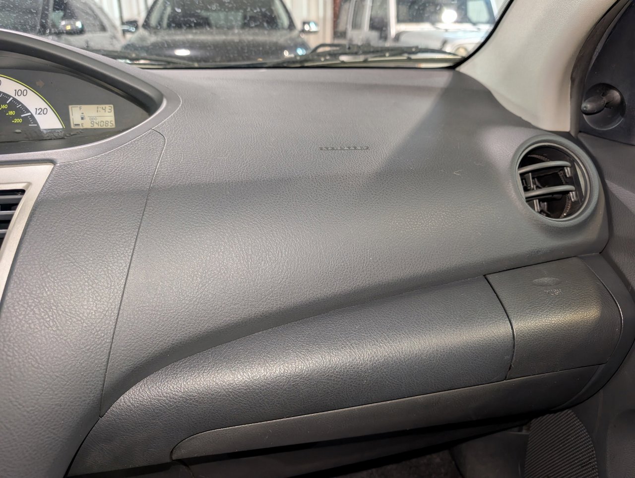 Used 2007 Toyota Yaris Sedan image 33