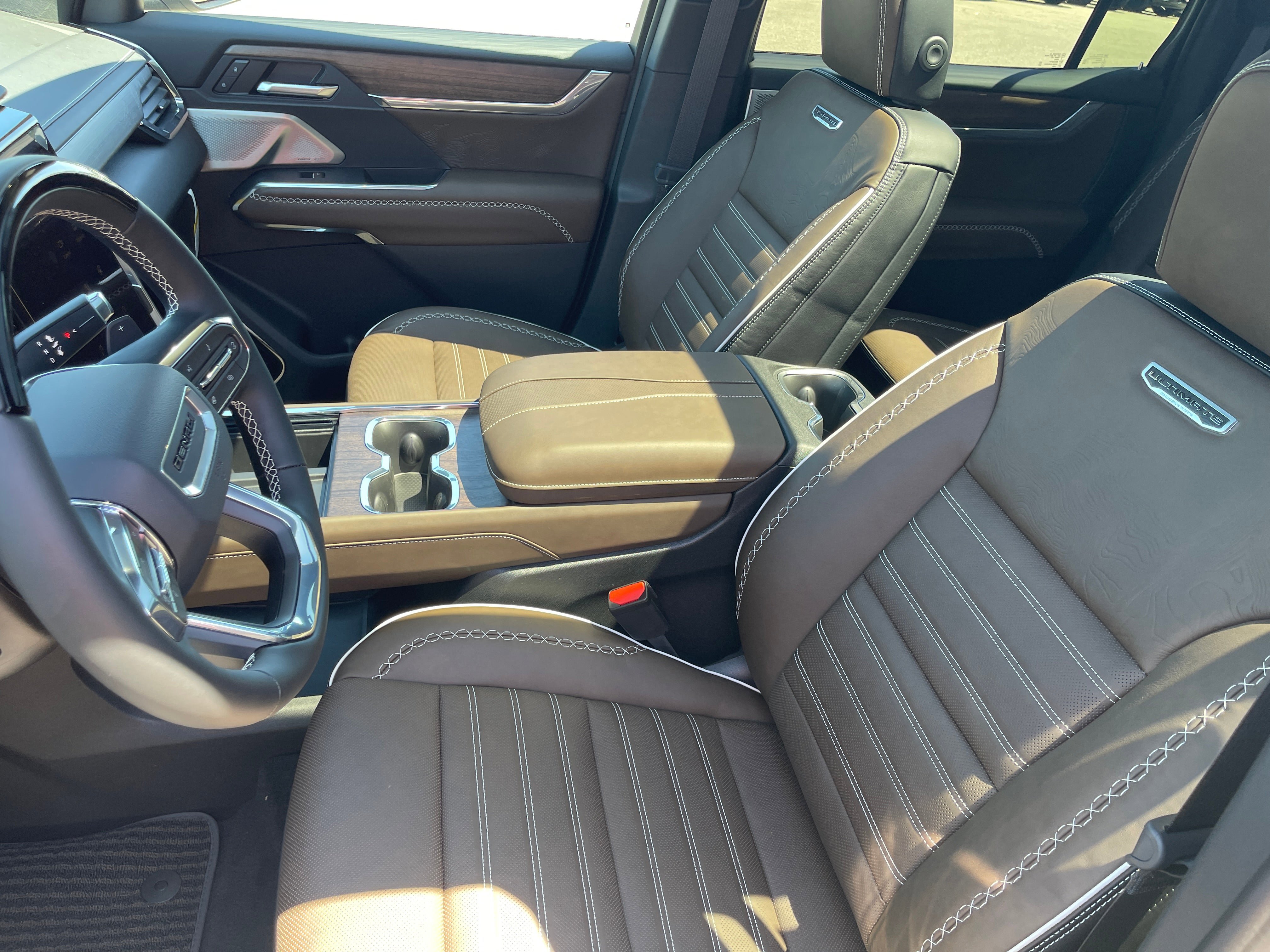 New 2026 GMC Acadia Denali Ultimate AWD/4WD image 11