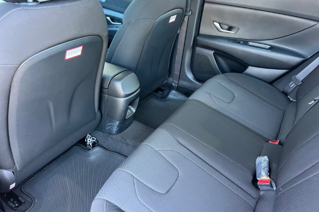New 2026 Hyundai Elantra SE FWD image 11