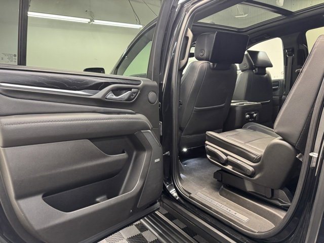 Used 2021 GMC Yukon XL Denali image 29