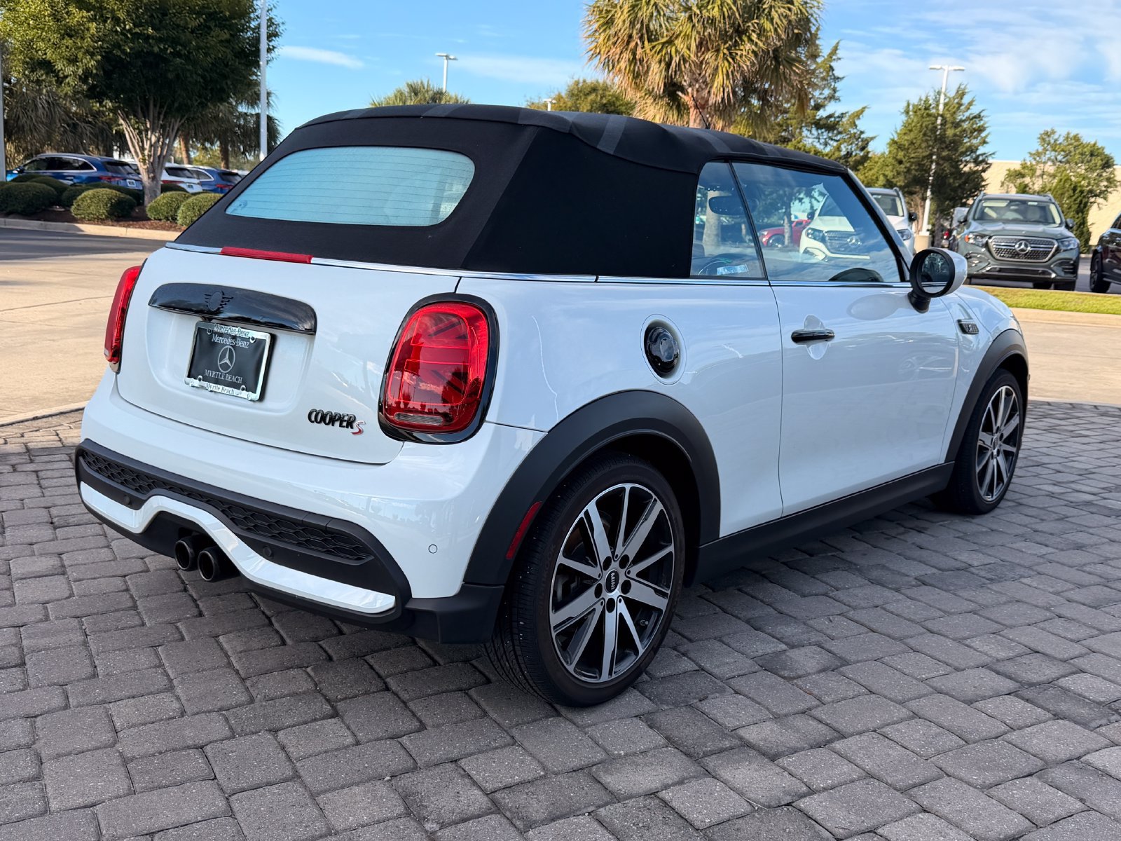 Used 2024 MINI Cooper S FWD image 7