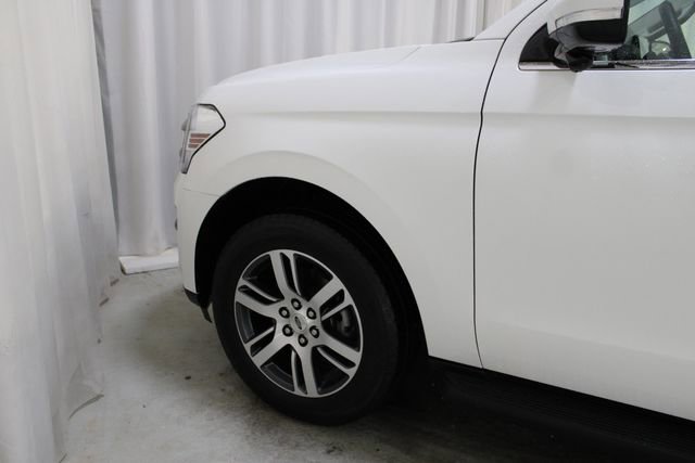 Used 2024 Ford Expedition XLT AWD/4WD image 36