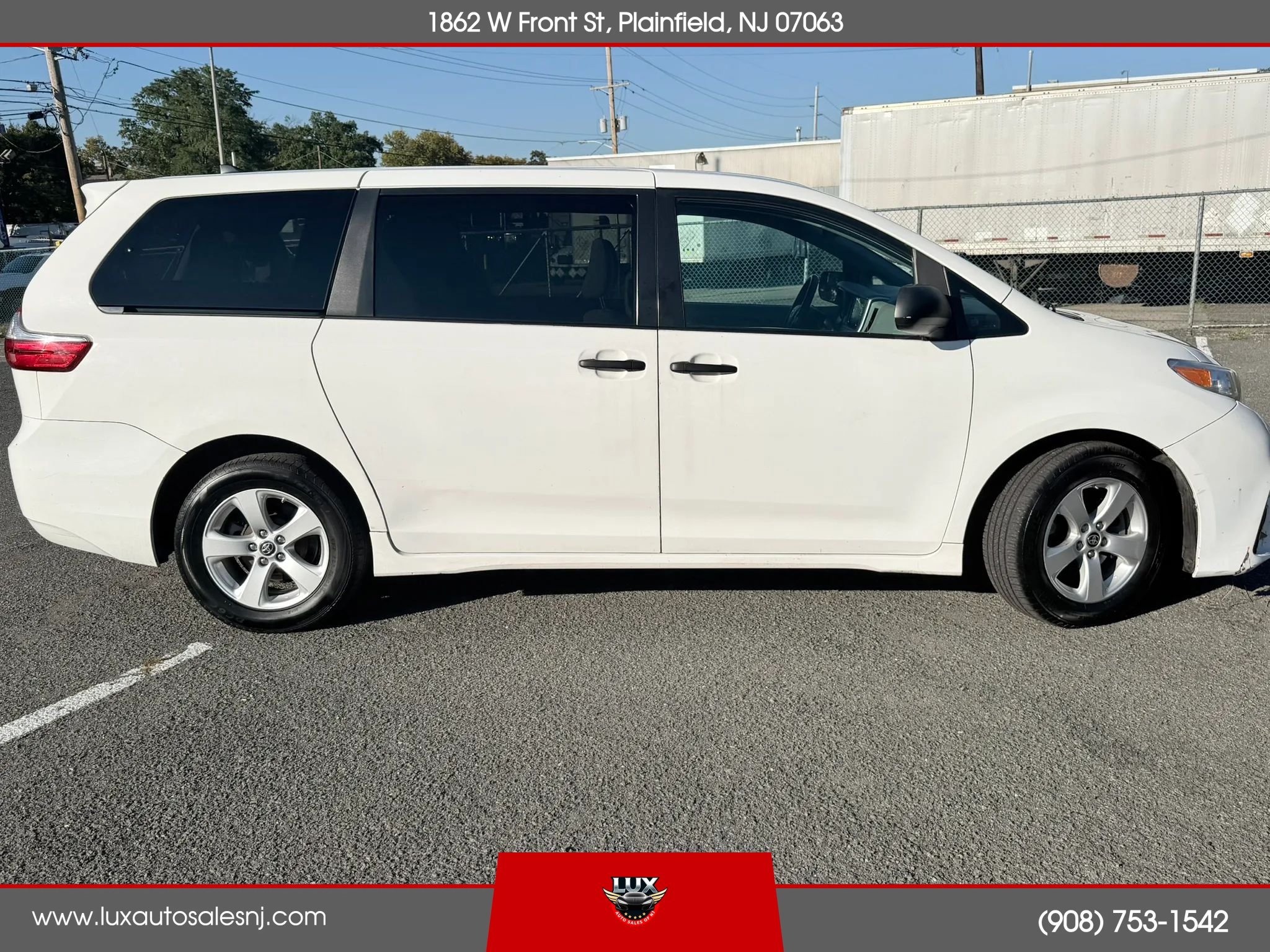 Used 2020 Toyota Sienna L FWD image 26