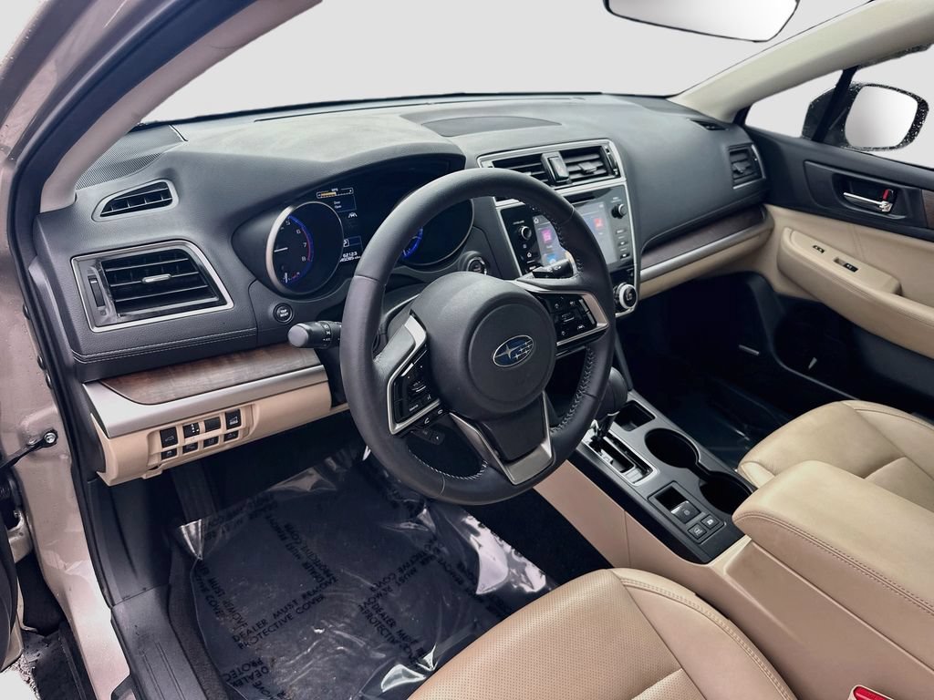 Used 2018 Subaru Outback 2.5i Limited AWD/4WD image 9