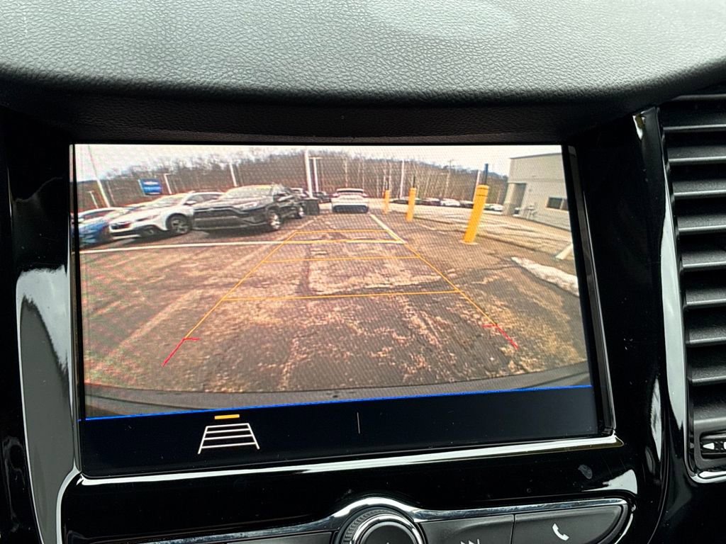 Certified 2022 Chevrolet Trax LT w/ LT Convenience Package image 15