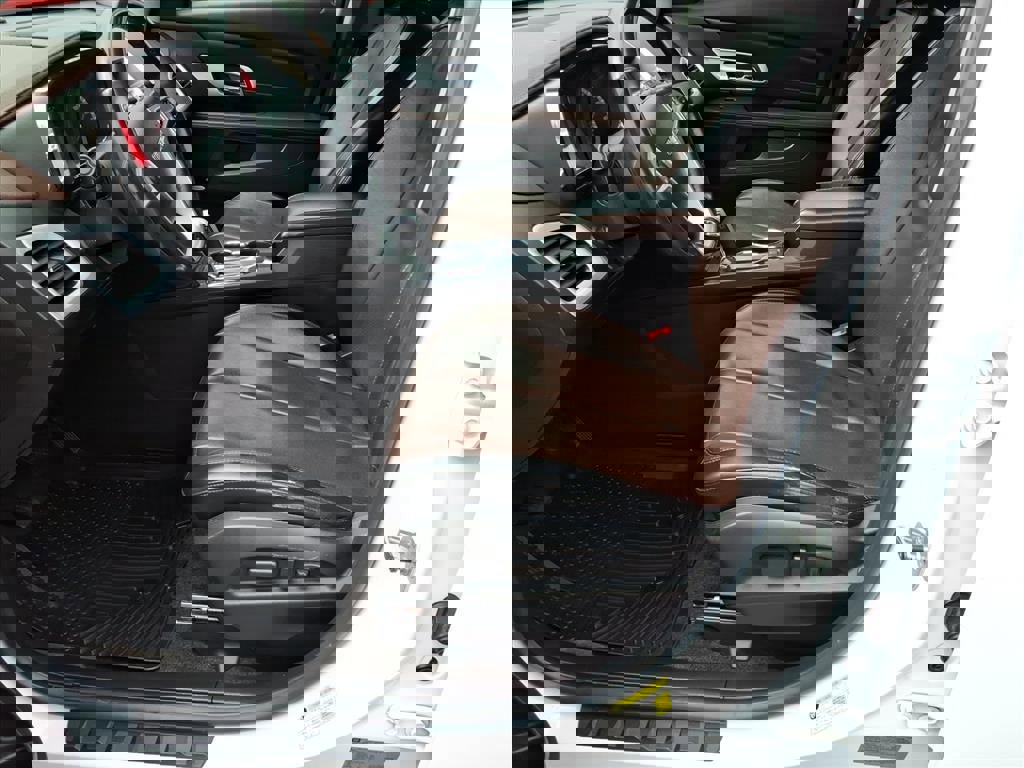 Used 2010 GMC Terrain SLT image 13