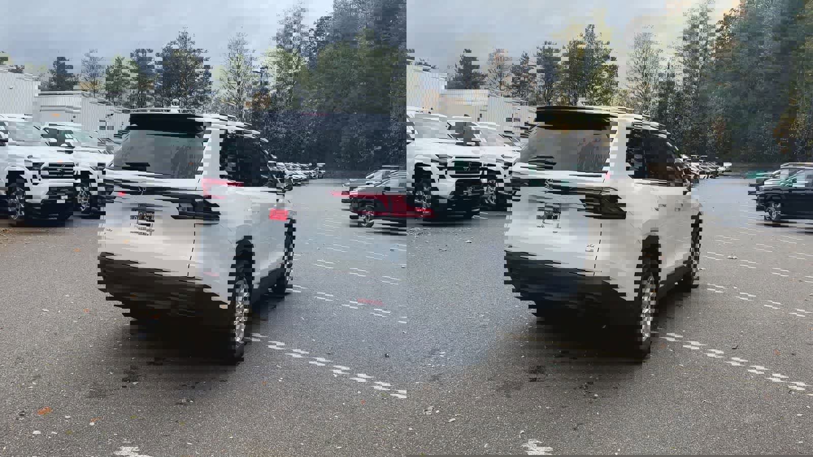 New 2026 Toyota Grand Highlander XLE image 8