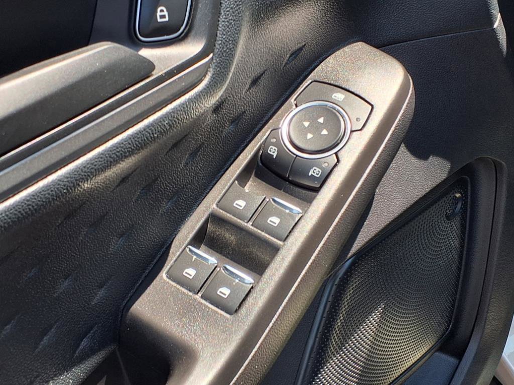 Used 2020 Ford Escape S image 22