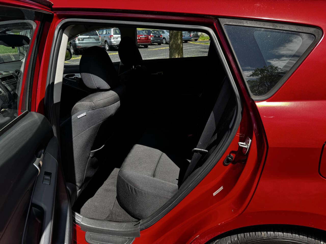 Used 2009 Pontiac Vibe w/ Preferred Package image 10