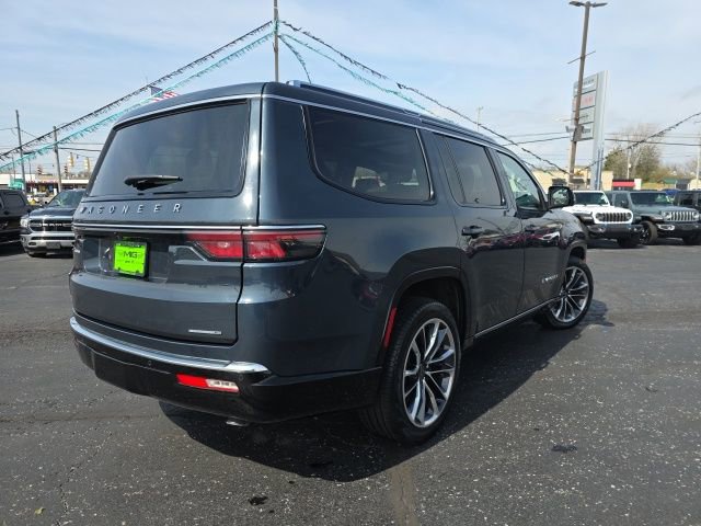 Used 2024 Jeep Wagoneer Series III w/ Premium Group I AWD/4WD image 8