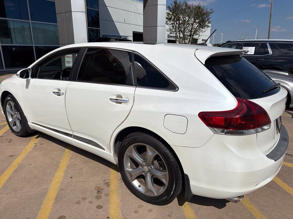 Used 2014 Toyota Venza Limited FWD image 2